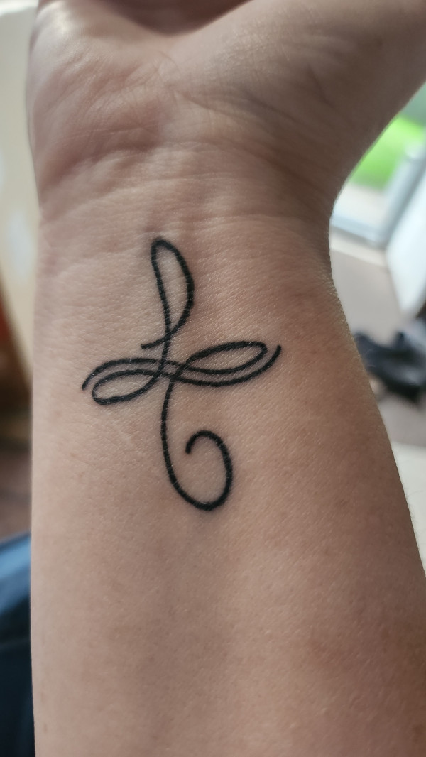 Bobbie - LT infinity tattoo