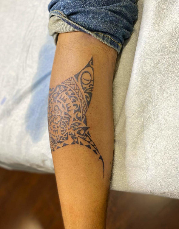 Kavishti - Manta ray tattoo